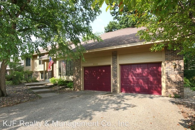 Building Photo - 9340 Quinn Rd