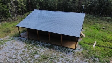 Building Photo - 7637 Coon Creek Rd