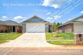 Building Photo - 2637 NW 199th St