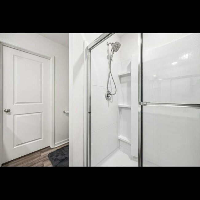 Foto del edificio - 548 Tillage Ct
