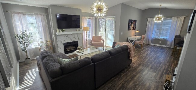 Foto del edificio - 2820 Mulberry Ln