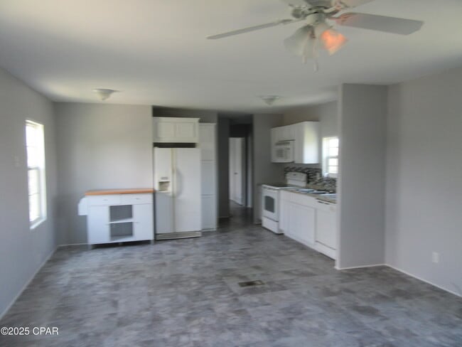 Foto del edificio - 7506 Harvey St