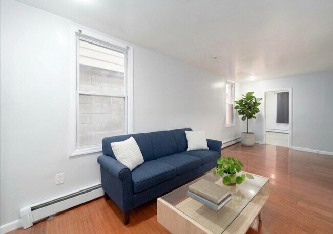 Foto del edificio - 365 Claremont Ave