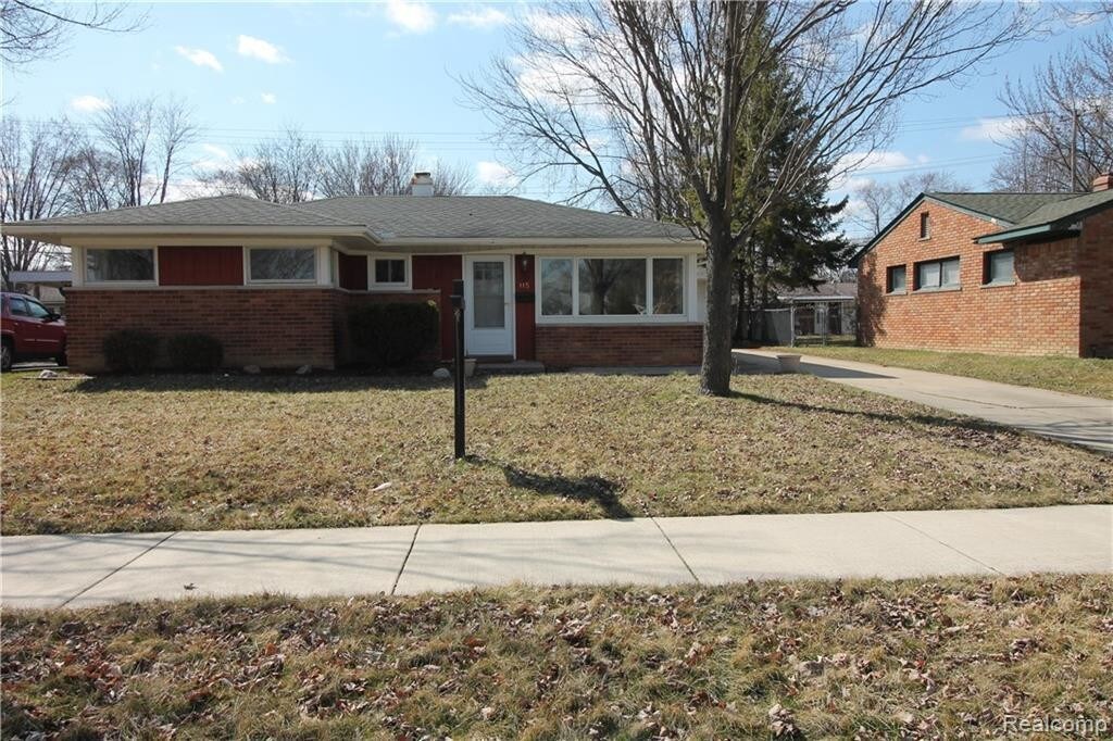 115 Kenyon Dr, Troy, MI 48083 House Rental in Troy, MI