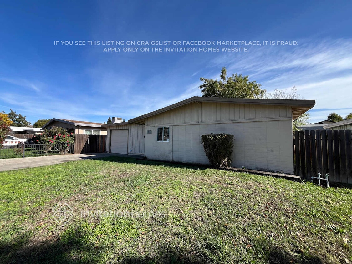 Foto principal - 312 Hopkins Dr