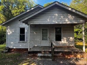 Building Photo - 209 Berry Ave