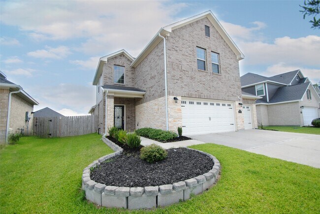Building Photo - 31407 Black Frst Xing