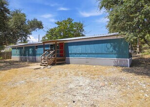 Building Photo - 1250 Arcadia Dr