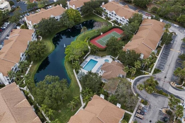 Overhead view of complex - 850 S Tamiami Trl