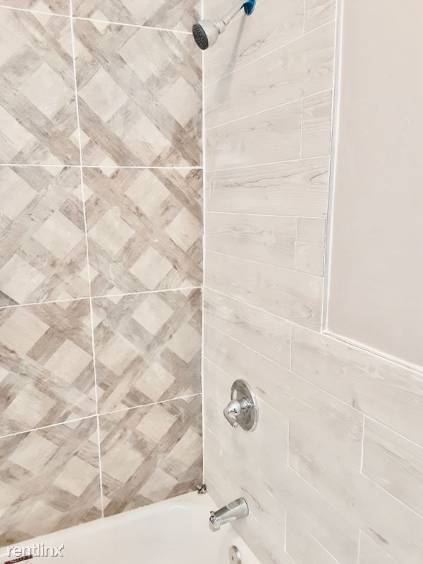 Foto del edificio - 3 br, 1 bath Townhome - 103 S 7th St