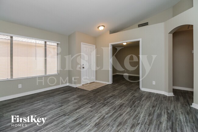 Building Photo - 4732 E Mountain Vista Dr