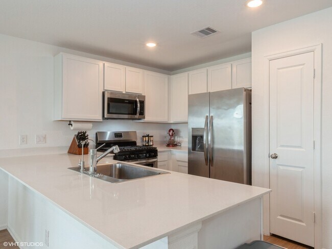 Foto del edificio - 4206 Barrington Cv Ln