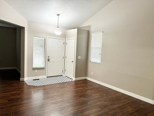Foto del edificio - 13341 Shaunná Ln