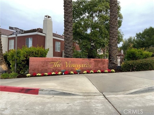 Building Photo - 8 Santa Barbara Ct