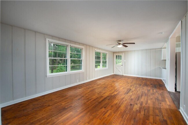 Foto del edificio - 1702 W Crockett St