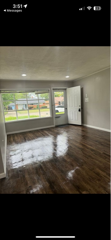Primary Photo - 11175 Edgemont Ave