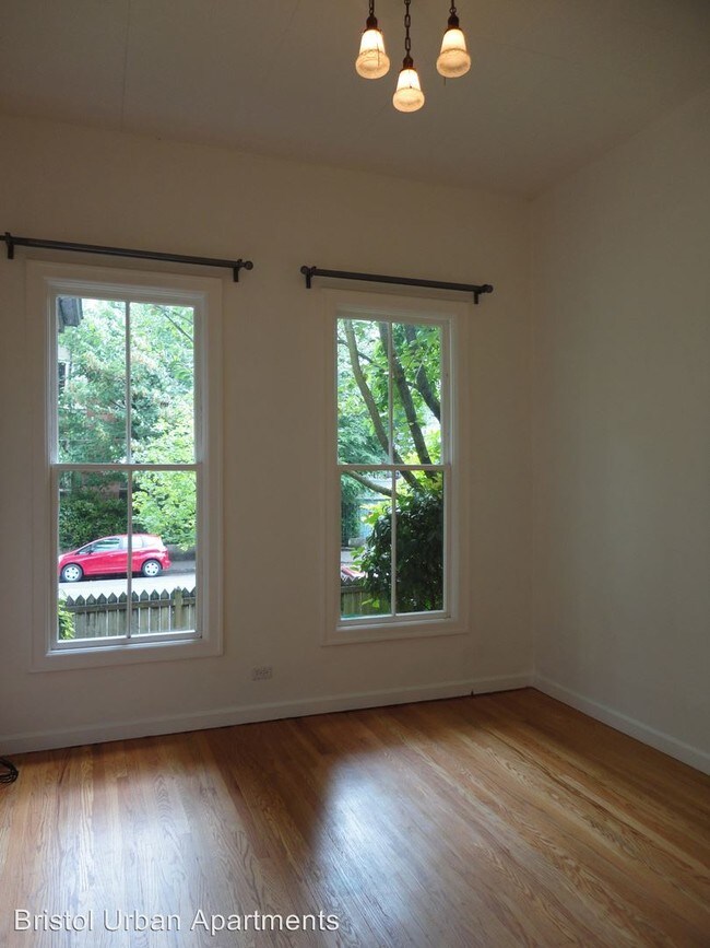Foto del edificio - 2050 NW Everett St
