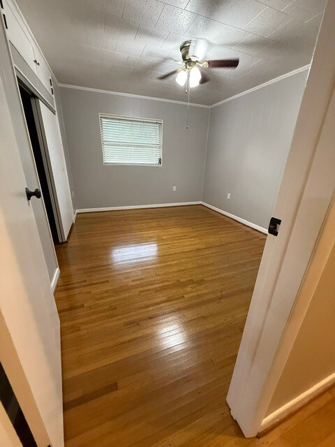 Foto del edificio - 9171 Hall Rd