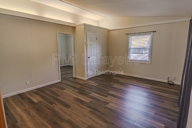 Foto del edificio - 2760 Medford St
