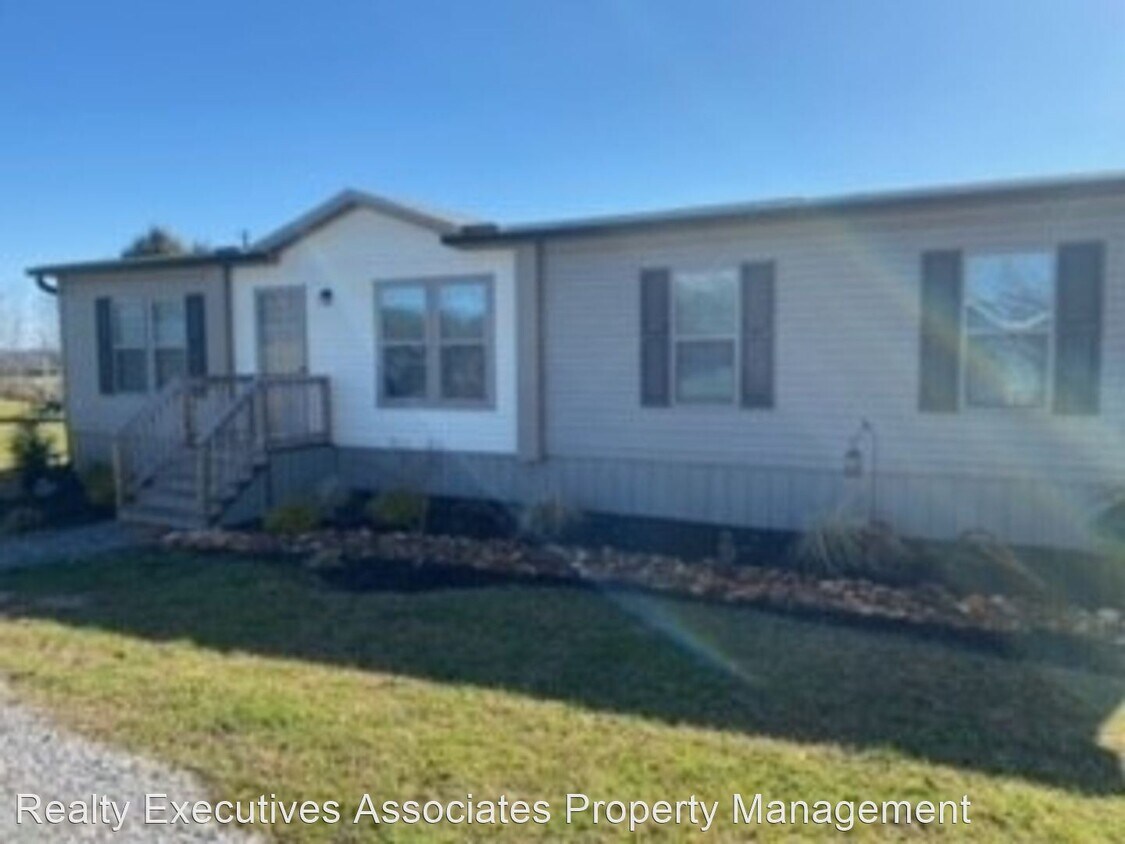Primary Photo - 3 br, 2 bath House - 2033 Peterson Road