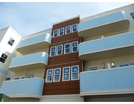 Foto principal - 163 Nantasket Ave