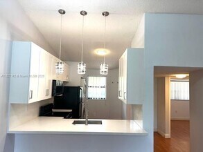 Building Photo - 9994 Nob Hill Pl