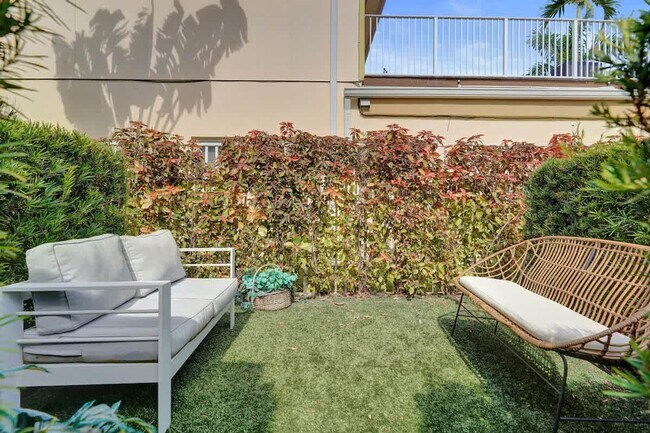 Building Photo - 905 N Federal Hwy