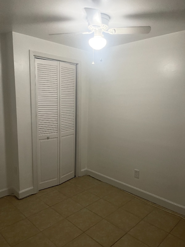 Foto del edificio - 701 Academy Rd