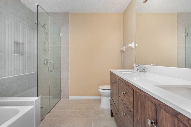 Building Photo - 1611 Sand Key Cir