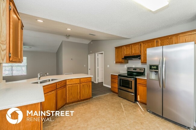 Building Photo - 1467 Dallam Ave NW