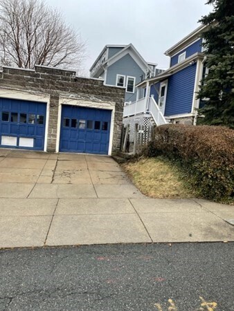 Building Photo - 582 Cambridge St