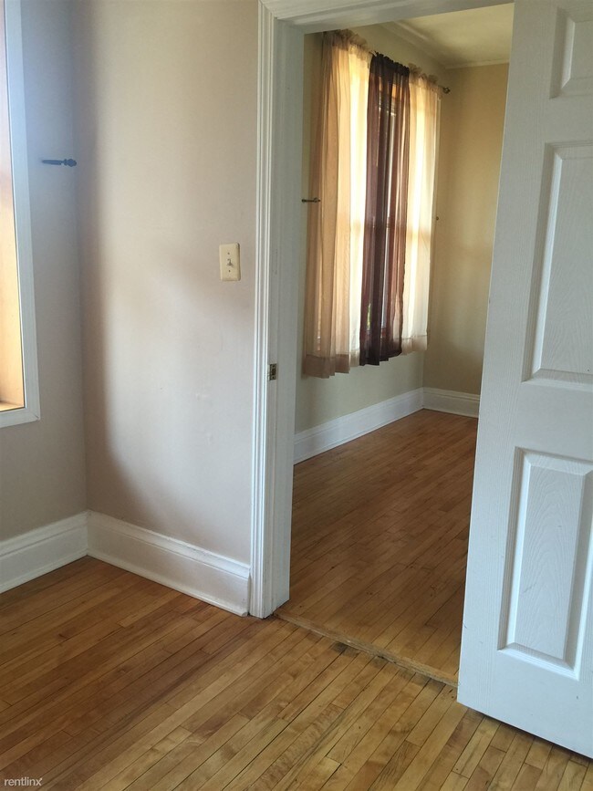 Building Photo - 2 br, 1 bath  - 2251 S California Ave