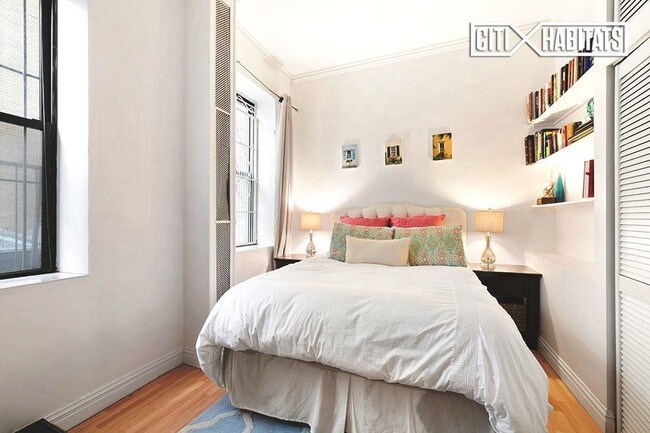Foto del edificio - 140 W 69th St