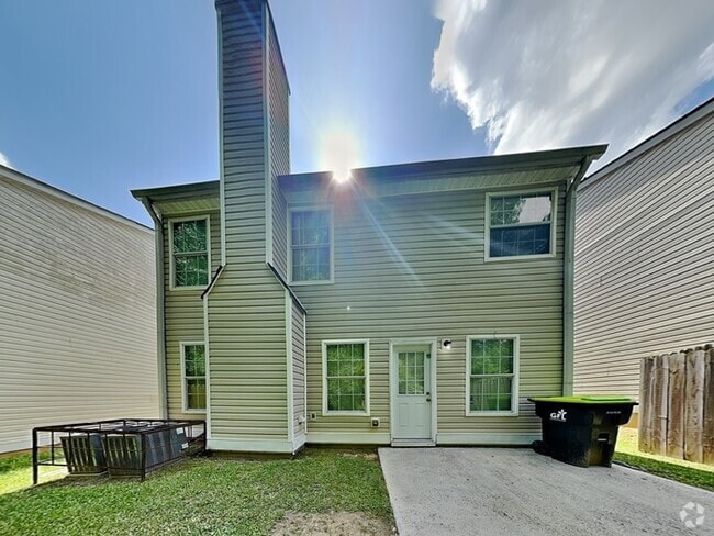 Building Photo - 5918 Seabright Ln