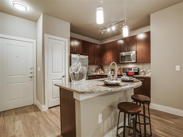 Building Photo - 1 Bedroom in Irving, TX 75039