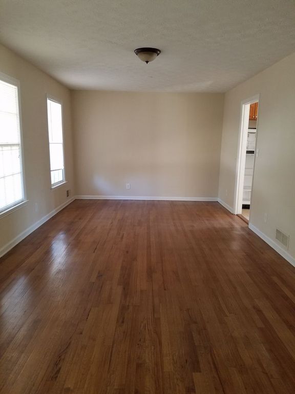 Foto del edificio - 5260 Happy Valley Cir SW