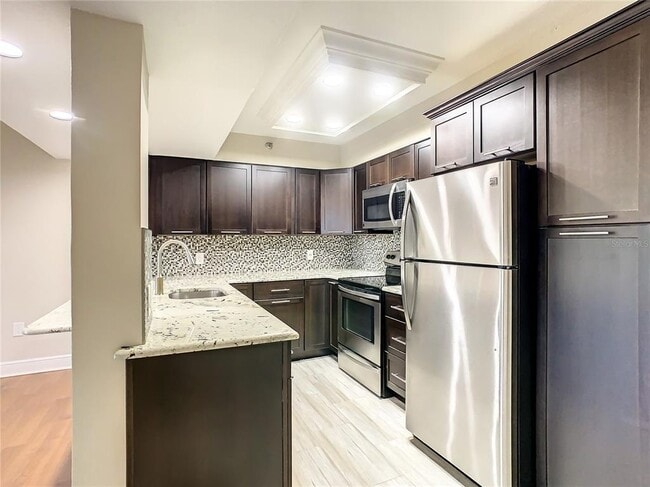 Building Photo - 2333 Feather Sound Dr