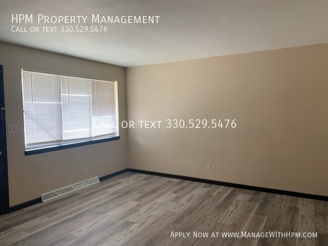 Building Photo - Two Bedroom Ranch Style Duplex For Rent