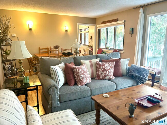 Foto del edificio - 576 Heritage Vlg