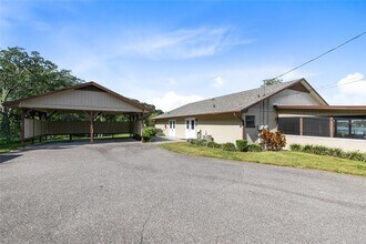 Building Photo - 1040 S Buena Vista Dr