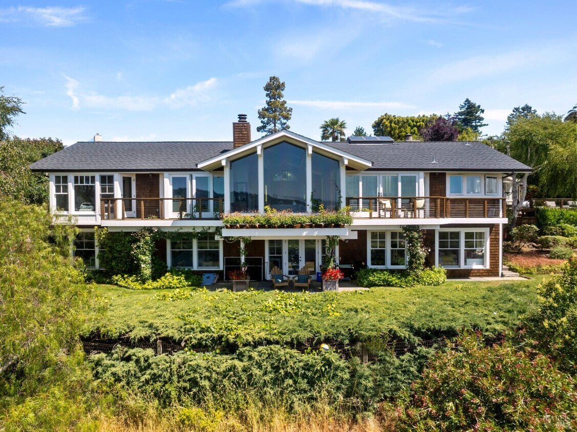 Foto principal - 186 Stewart Dr