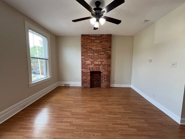 Foto del edificio - 837 Highview St