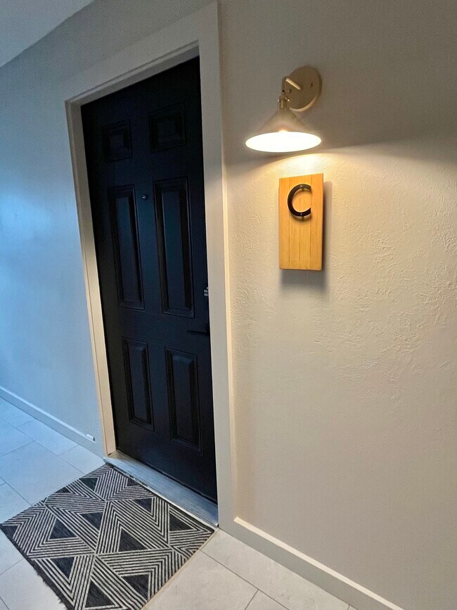 Foto del edificio - 10925 Otsego St