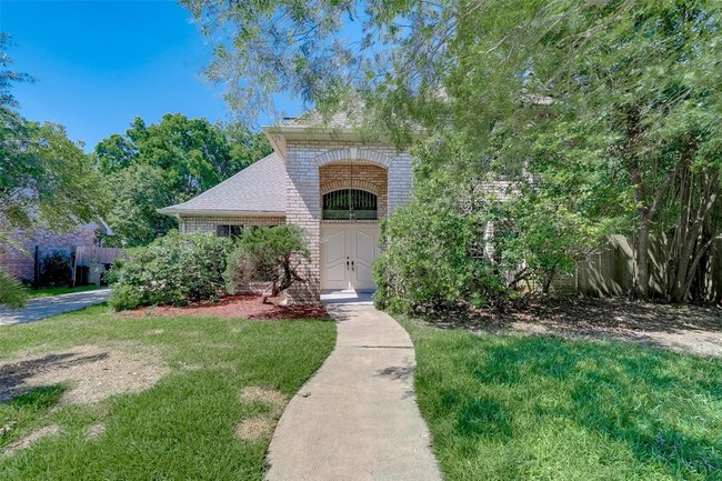 Building Photo - 11651 Trailmont Dr