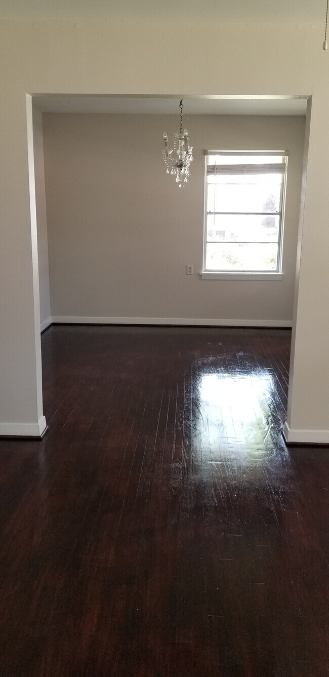 4421 Viking Dr, Houston, TX 77092 House Rental in Houston, TX