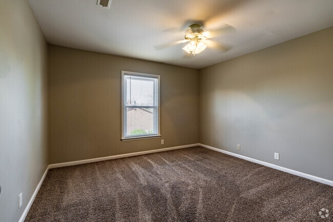 1BR-1BA-720SF - Bedroom - Rivermont Apartments