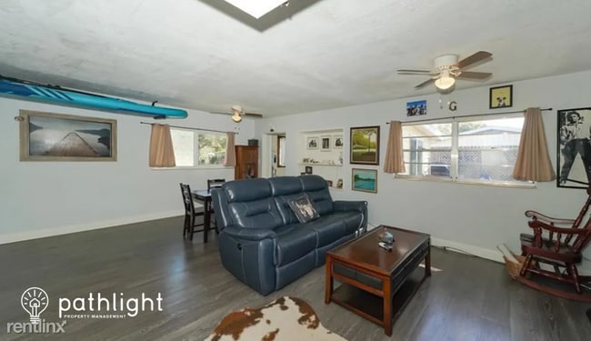 Building Photo - 3 br, 1 bath House - 2714 21st St W UNIT