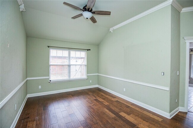 Foto del edificio - 3800 SE 8th St