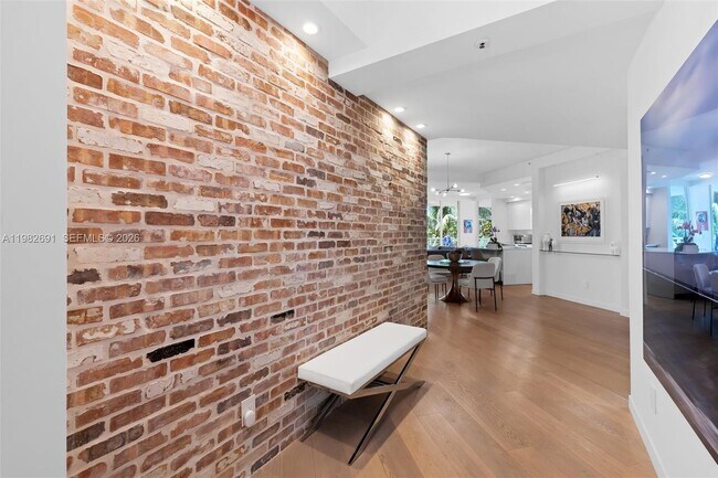 Foto del edificio - 151 Isle of Venice Dr