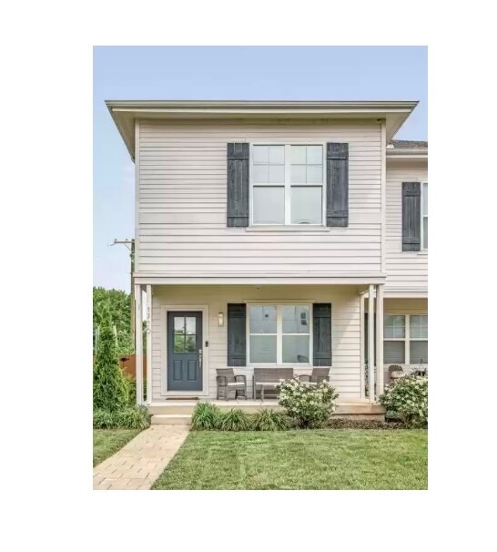 Building Photo - 1736 Pecan St